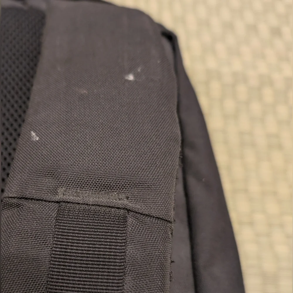 Mystery Ranch Rip Ruck 22L Backpack Black - Picture 7 of 8